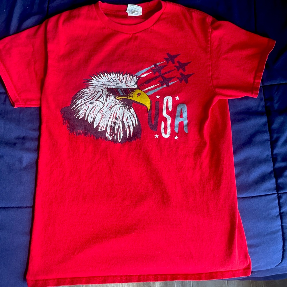 Red USA tshirt